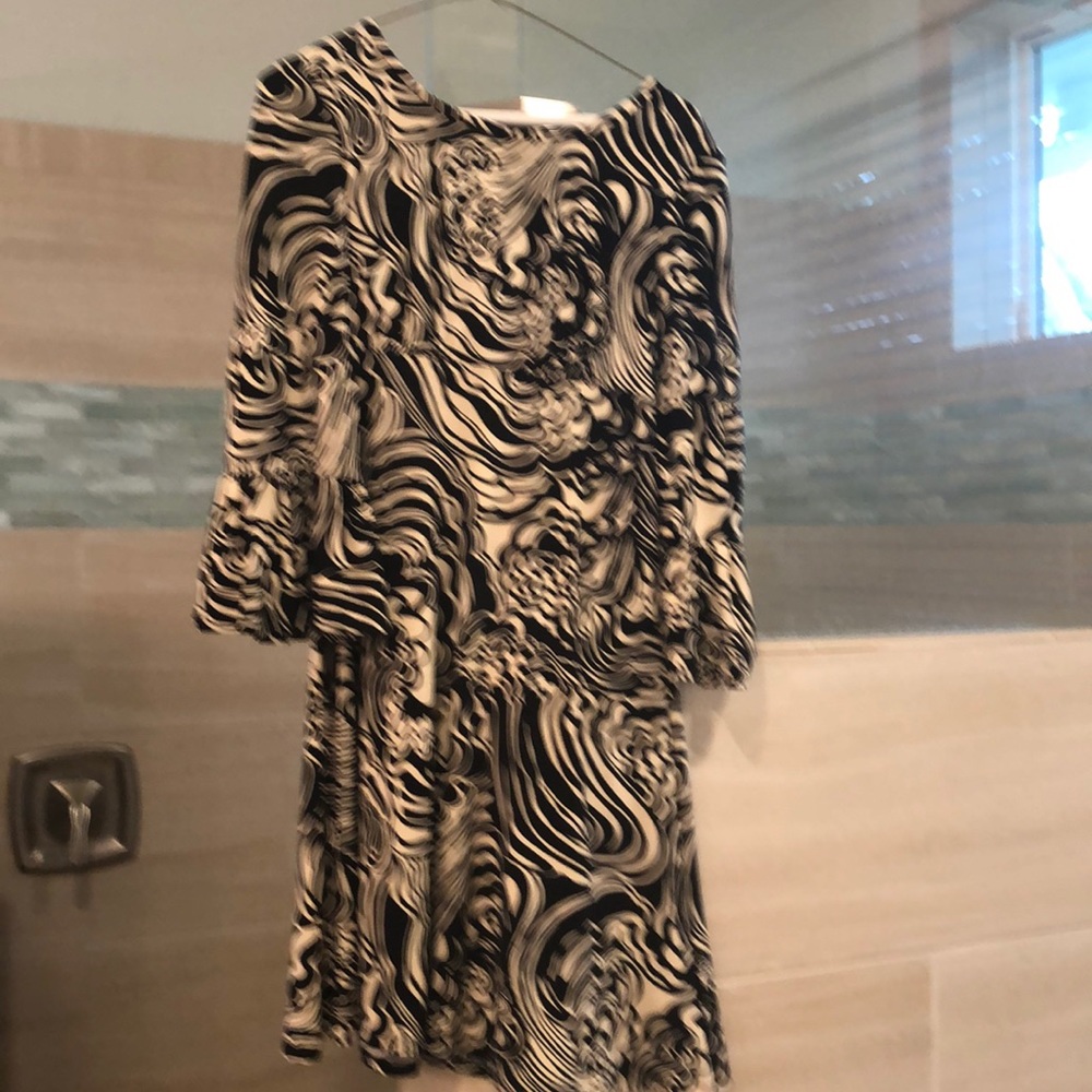 Dress,95% polyester,5% spandex, washable